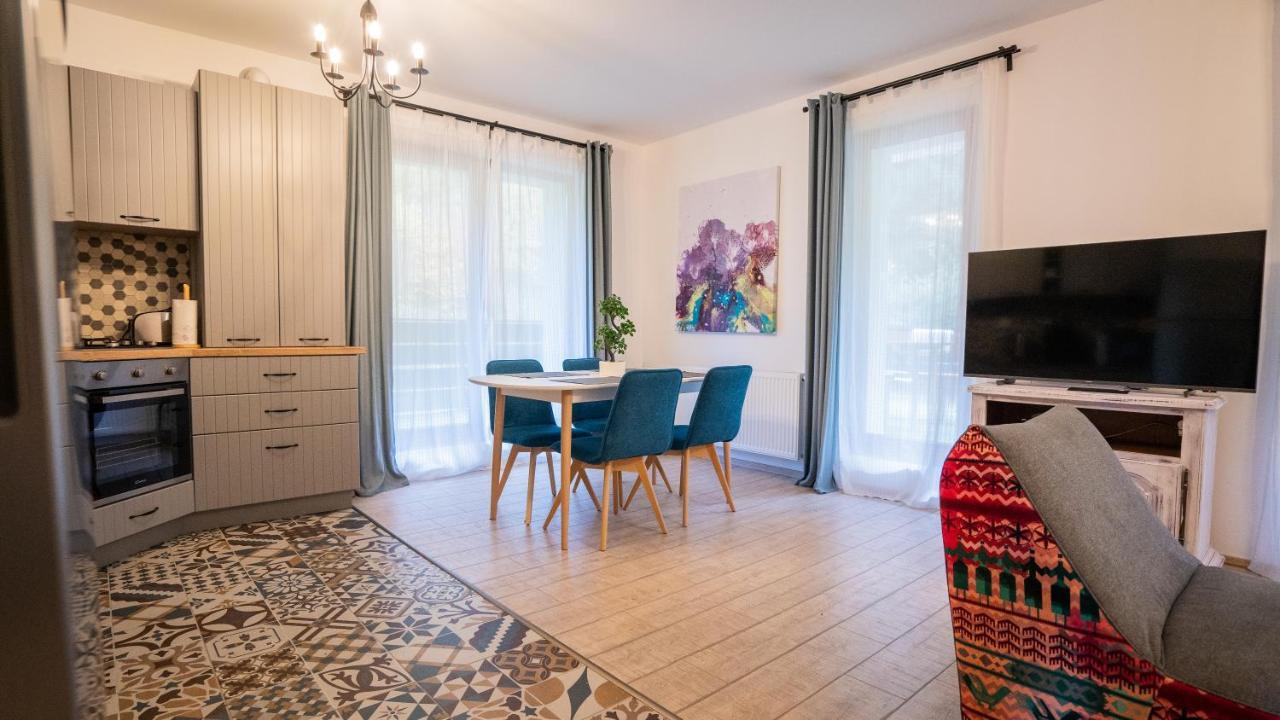 Family Treez Premium Apartments Poiana Brasov Exteriör bild