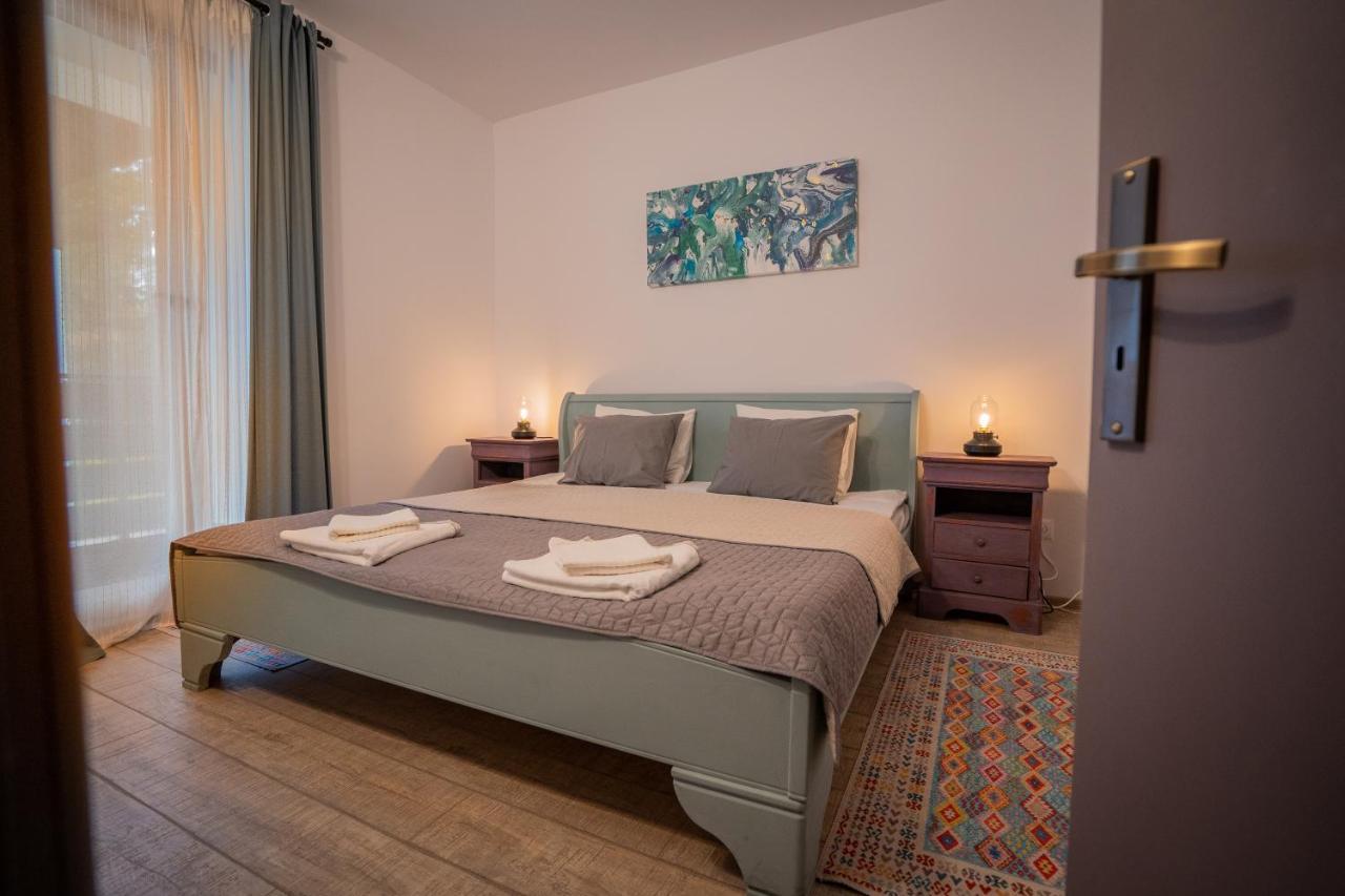 Family Treez Premium Apartments Poiana Brasov Exteriör bild